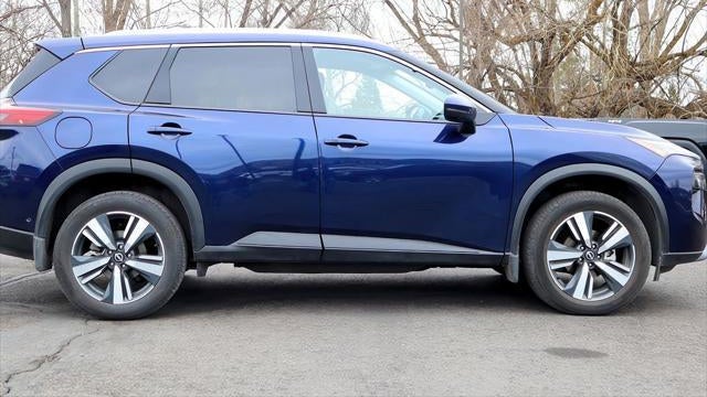 2025 Nissan Rogue SL