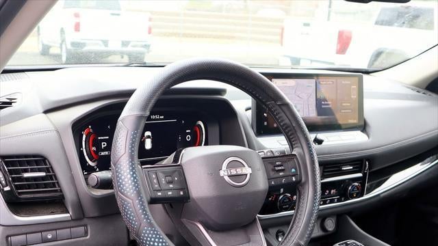 2025 Nissan Rogue SL