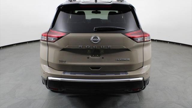 2025 Nissan Rogue Platinum