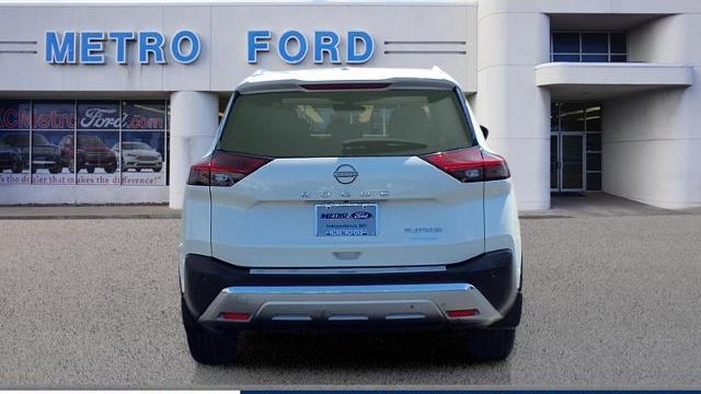 2022 Nissan Rogue Platinum