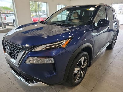 Photo of a 2022 Nissan Rogue Platinum 4DR Crossover for sale