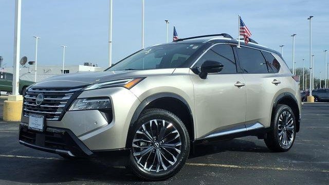 2025 Nissan Rogue Platinum