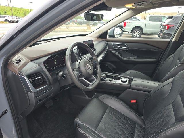 2023 Nissan Rogue - $27,400