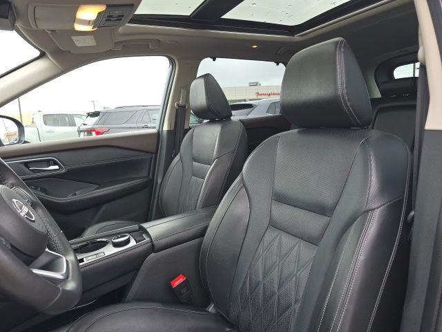 2023 Nissan Rogue - $27,400