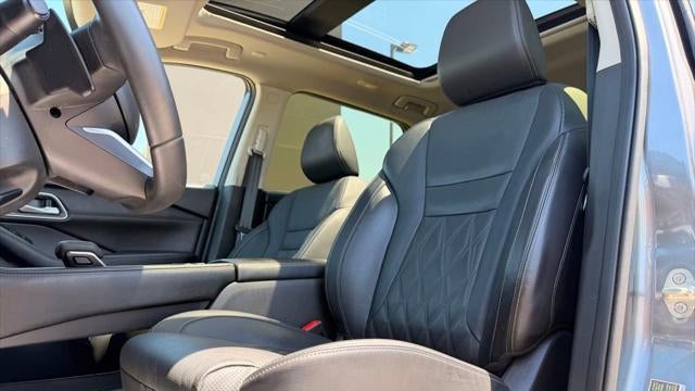 2024 Nissan Rogue Platinum