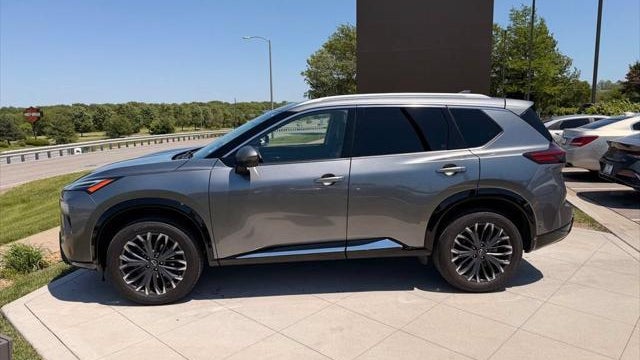 2024 Nissan Rogue Platinum
