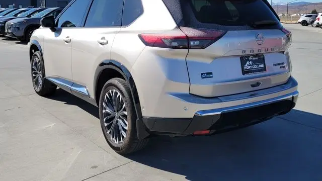 2025 Nissan Rogue Platinum