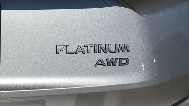 2025 Nissan Rogue Platinum
