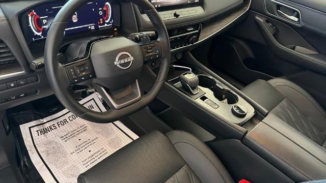 2025 Nissan Rogue Platinum