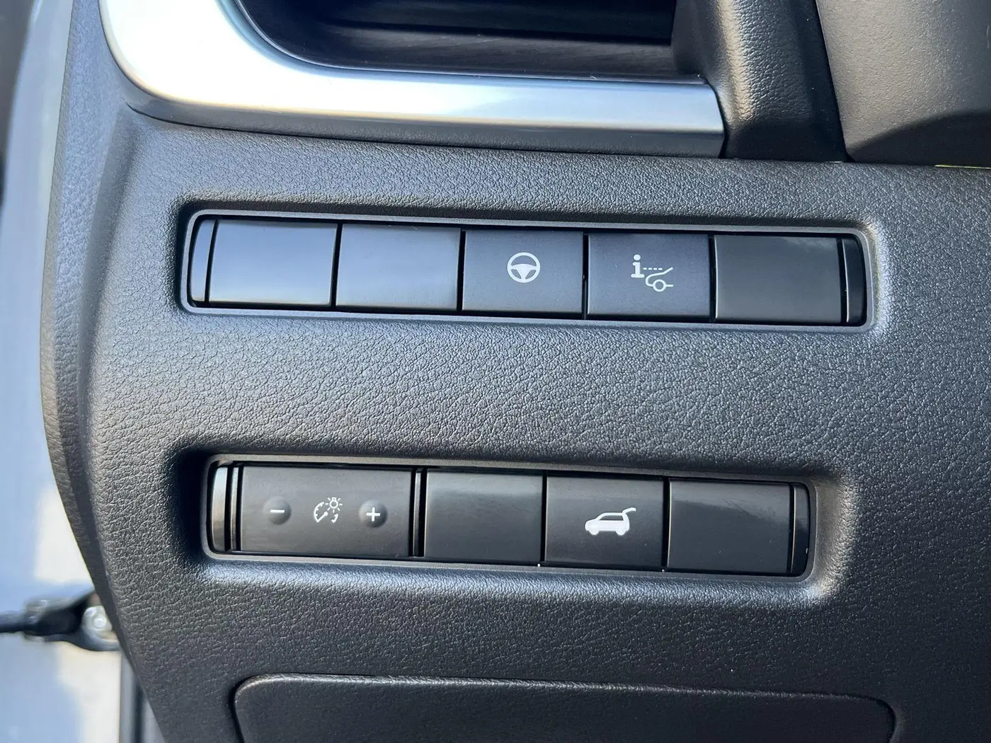 2022 Nissan Rogue - $23,448