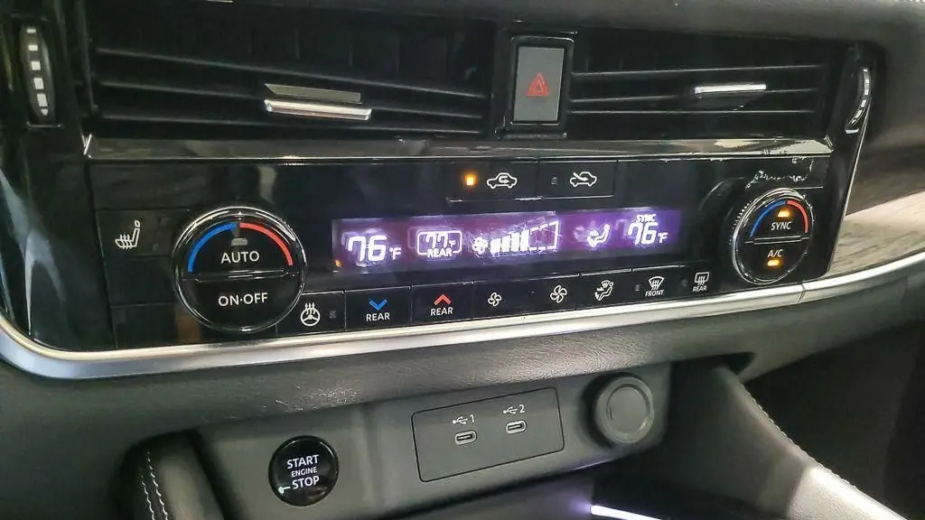 2024 Nissan Rogue Platinum