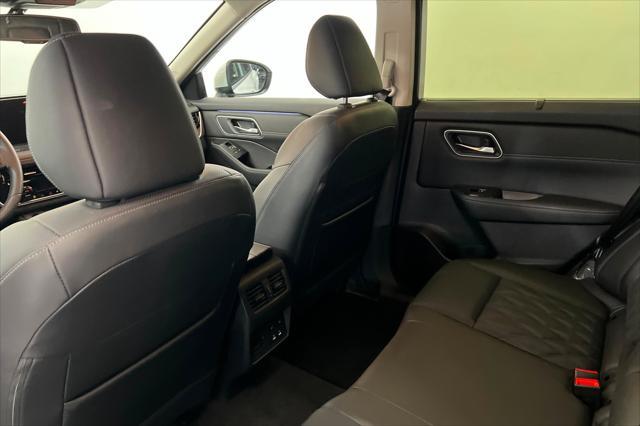 2026 Nissan Rogue - $33,999