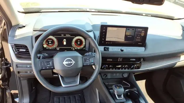 2025 Nissan Rogue Platinum