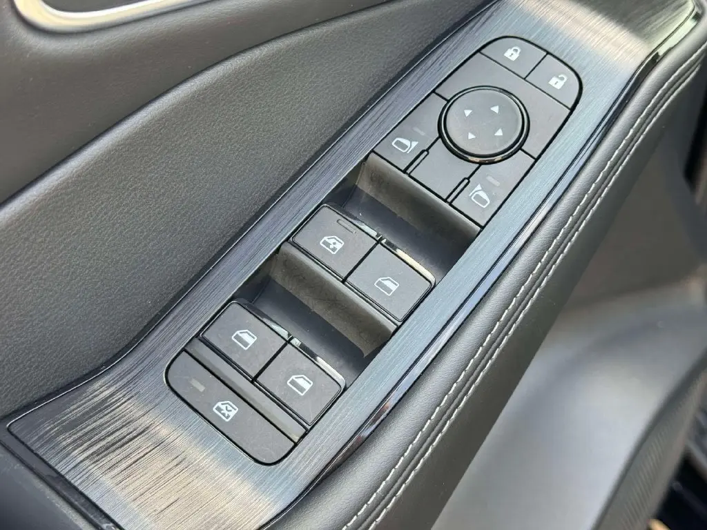 2026 Nissan Rogue - $35,695