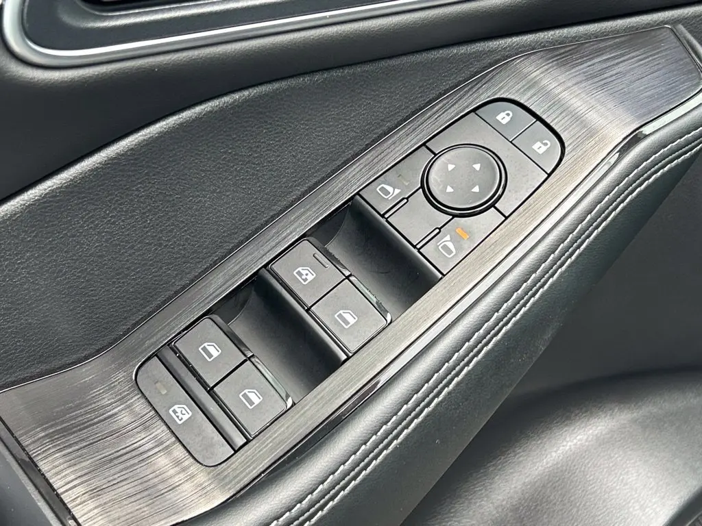 2026 Nissan Rogue - $31,998