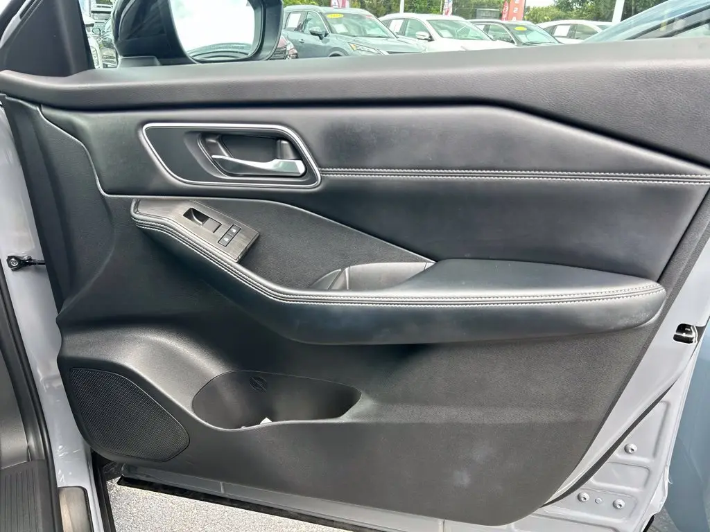 2026 Nissan Rogue - $31,998