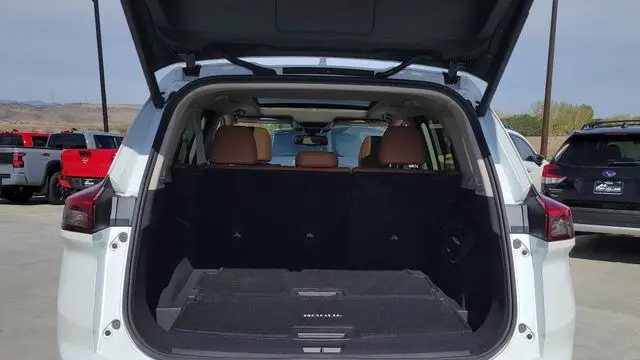 2024 Nissan Rogue Platinum