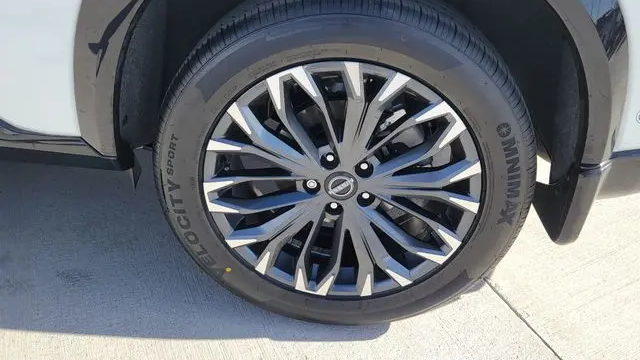 2024 Nissan Rogue Platinum