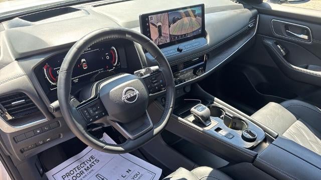 2025 Nissan Rogue Platinum