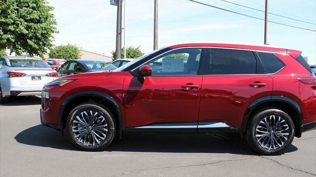 2025 Nissan Rogue Platinum