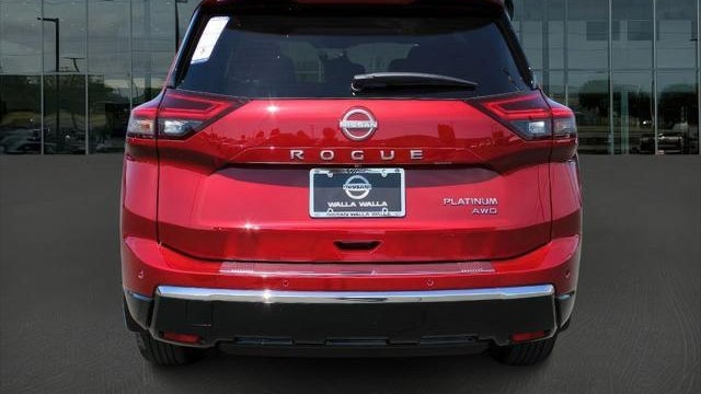 2025 Nissan Rogue Platinum
