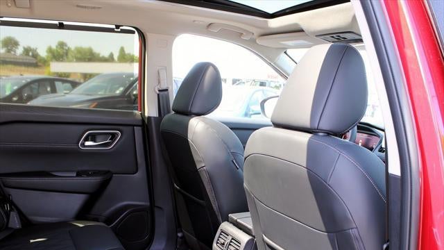 2025 Nissan Rogue Platinum