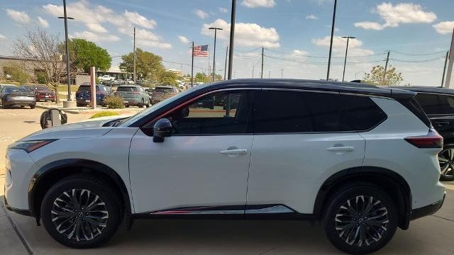 2024 Nissan Rogue Platinum