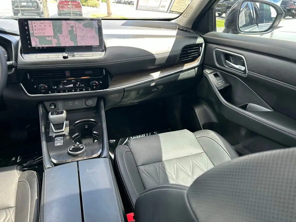 2026 Nissan Rogue - $32,998