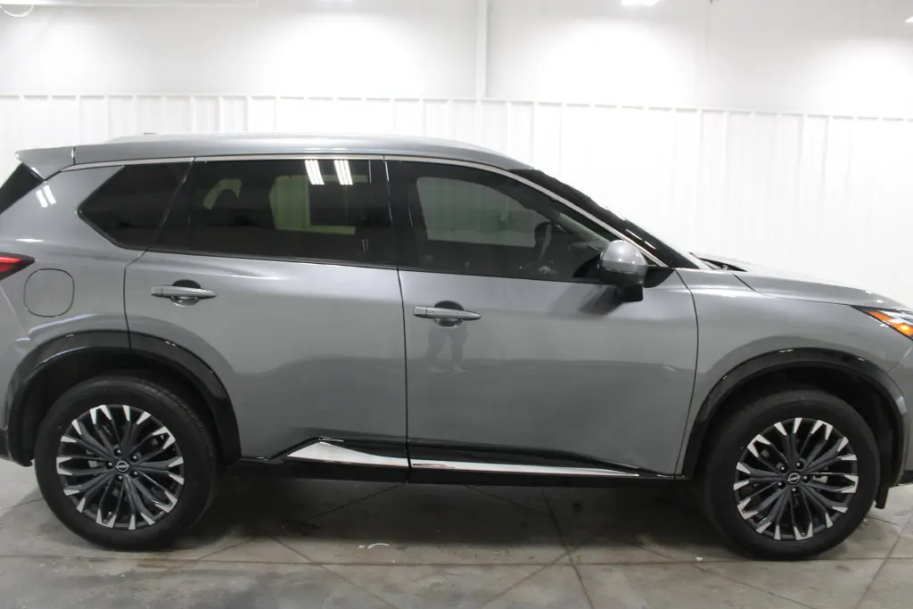 2026 Nissan Rogue - $32,998