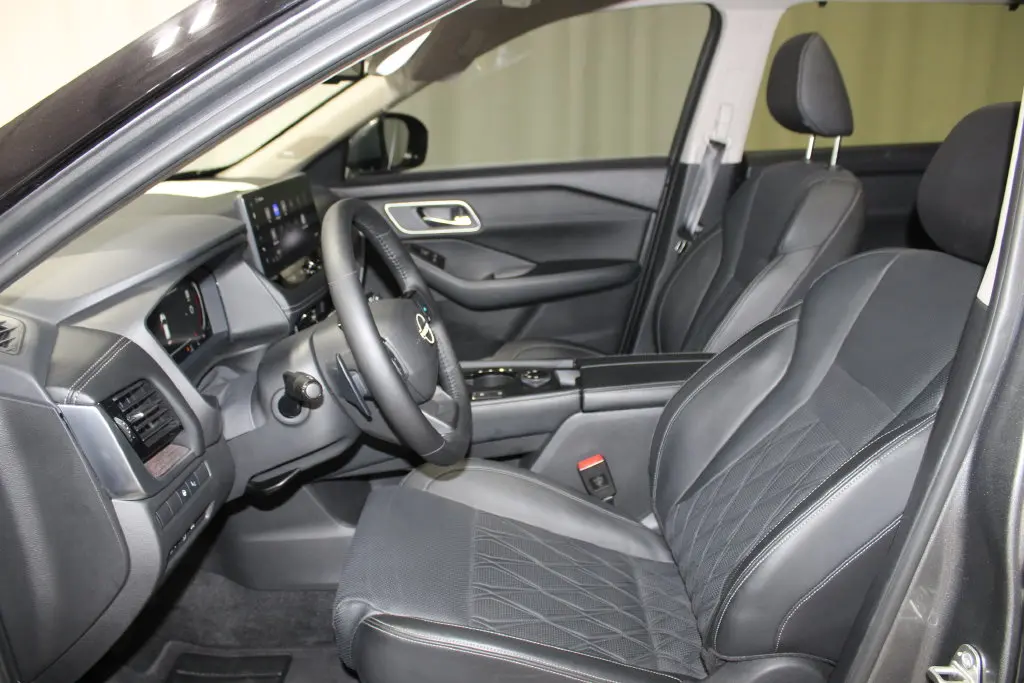 2026 Nissan Rogue - $32,998