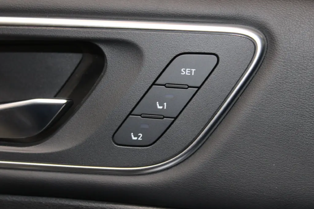 2026 Nissan Rogue - $32,998