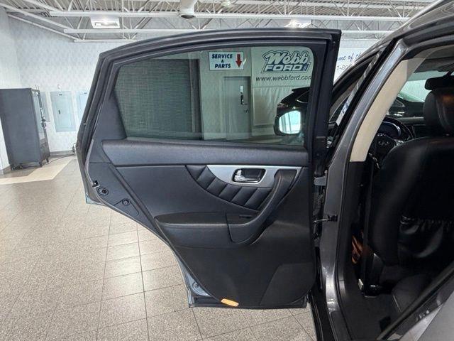 2013 INFINITI FX - $12,159
