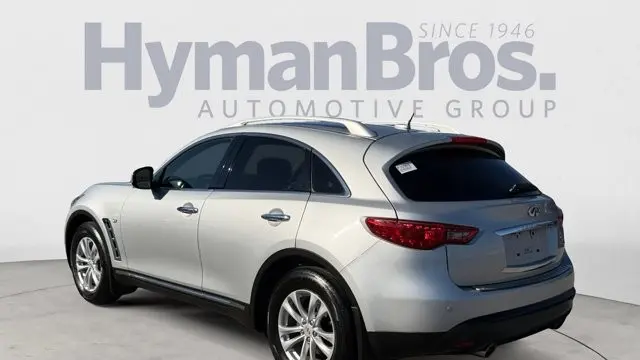 2017 INFINITI QX70 Base
