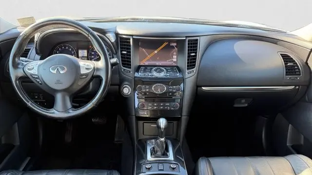 2017 INFINITI QX70 Base