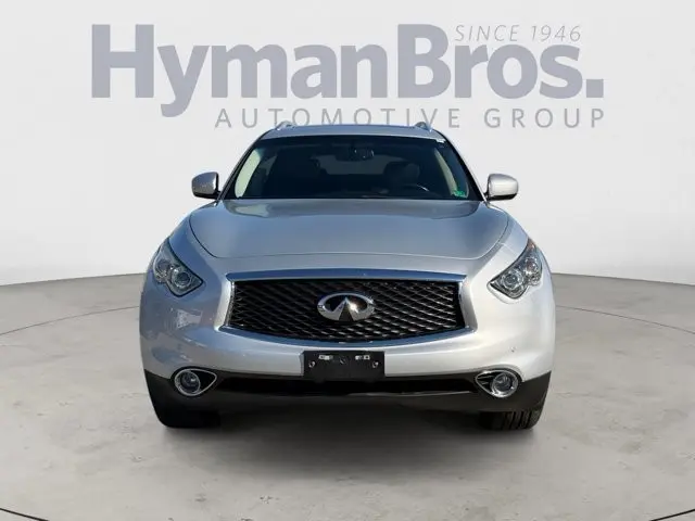 2017 INFINITI QX70 - $21,995