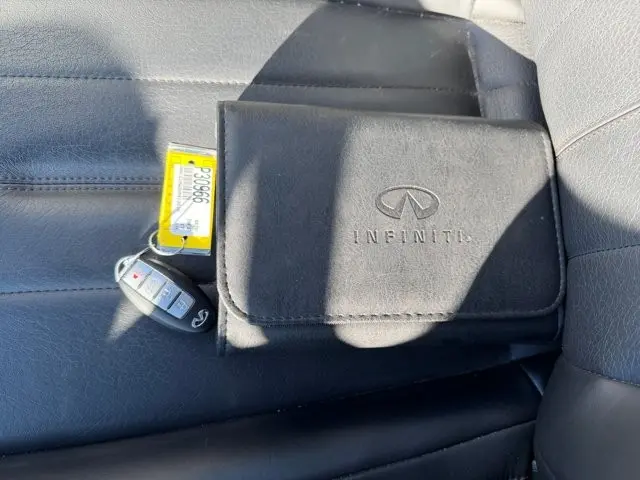 2017 INFINITI QX70 - $21,995