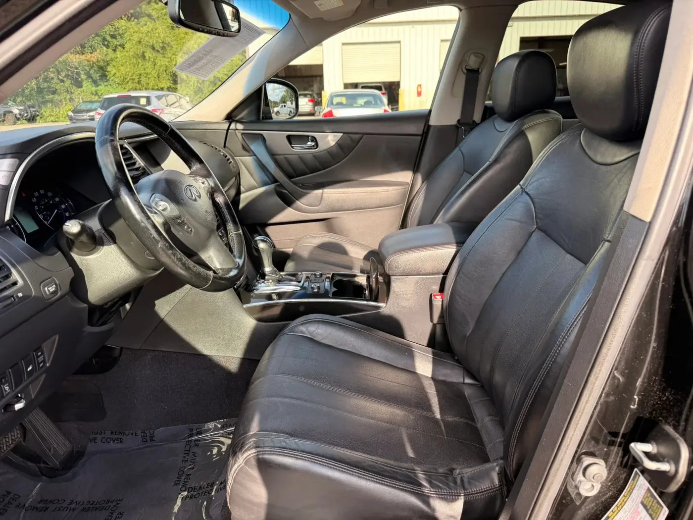 2017 INFINITI QX70 - $8,950