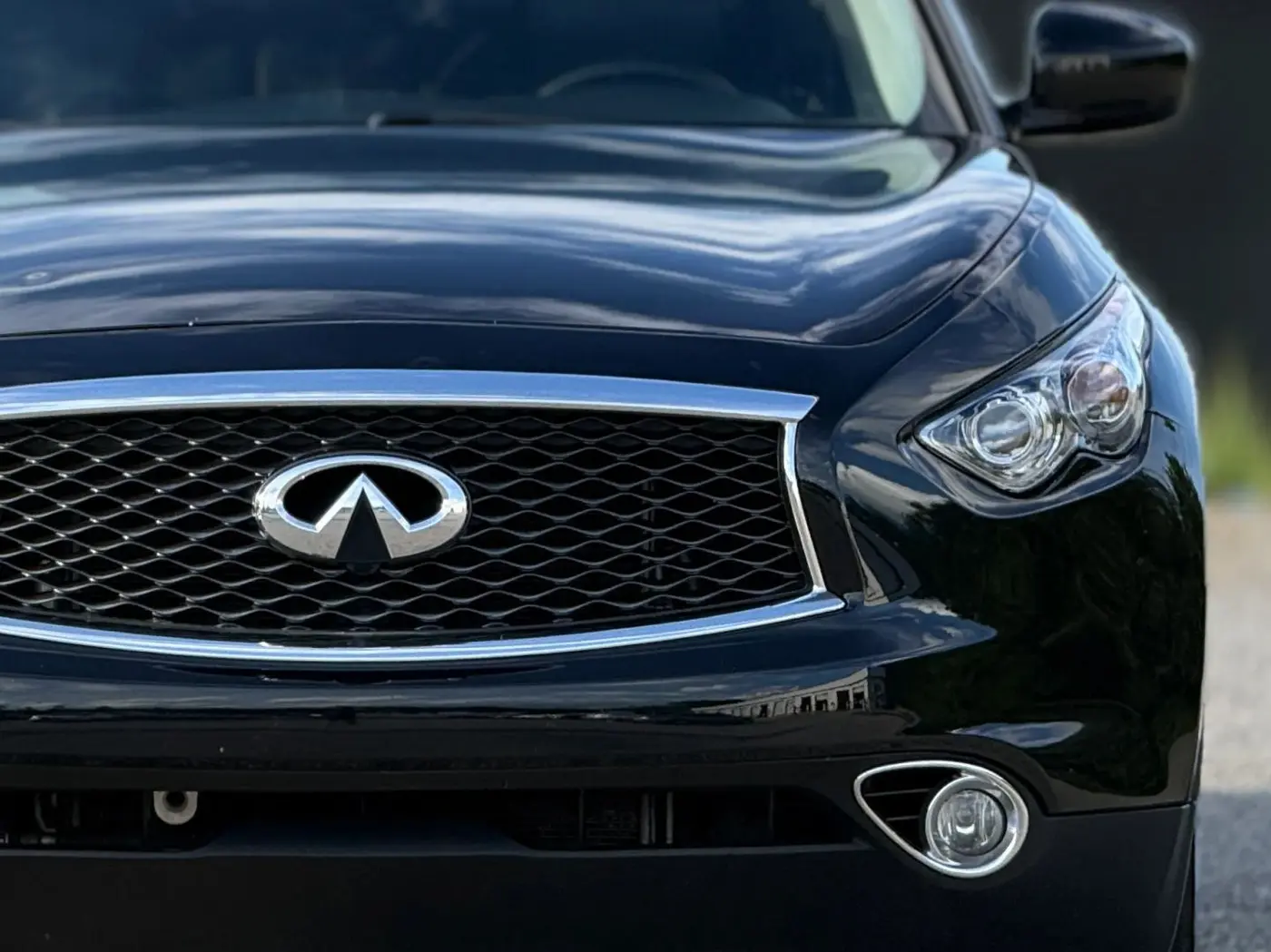 2017 INFINITI QX70 - $8,950