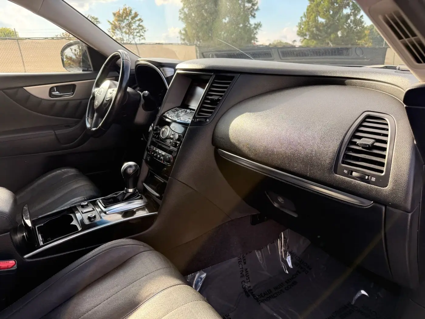 2017 INFINITI QX70 - $8,950