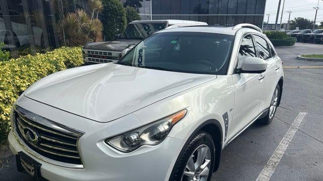 2015 INFINITI QX70 Base