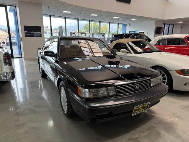 1990 Lexus ES - $23,999