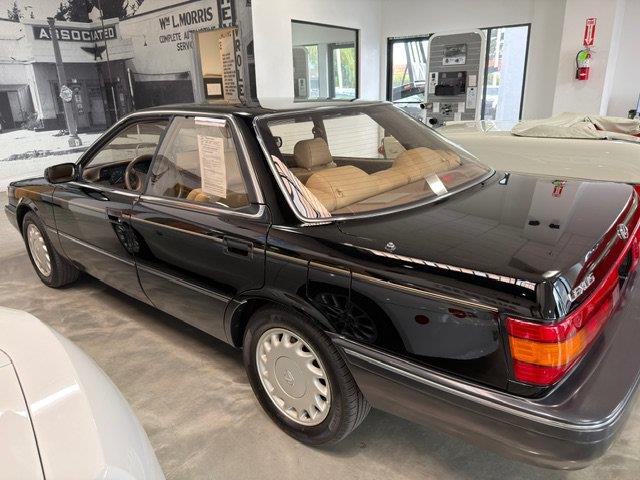 1990 Lexus ES - $23,999