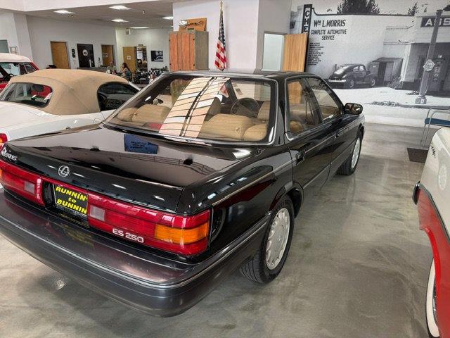 1990 Lexus ES - $23,999