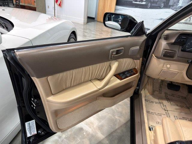 1990 Lexus ES - $23,999