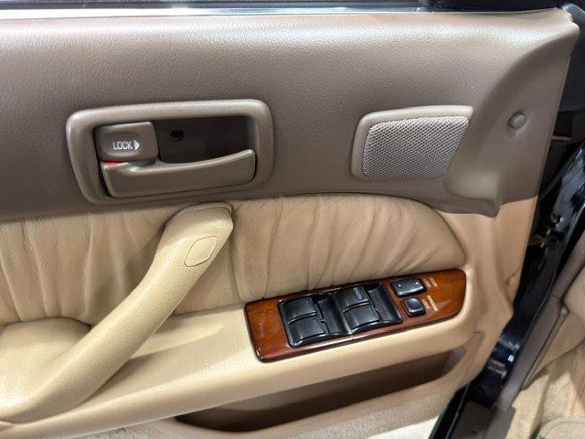 1990 Lexus ES - $23,999