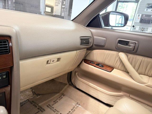 1990 Lexus ES - $23,999