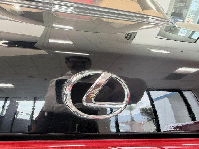1990 Lexus ES - $23,999