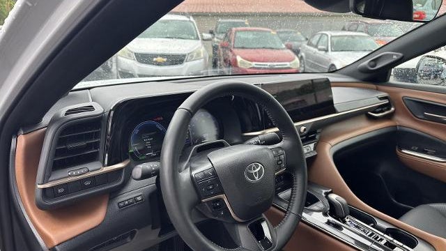 2025 Toyota Crown XLE