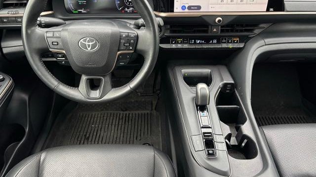 2023 Toyota Crown XLE
