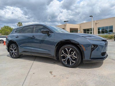 2025 Toyota Crown Signia AWD XLE 4DR Crossover